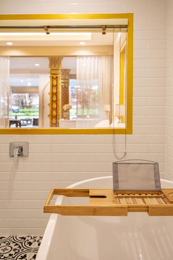 One Dhatu Ayutthaya Premium Homestay Εξωτερικό φωτογραφία